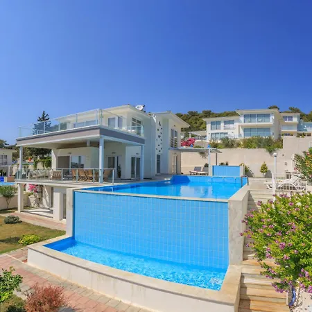 Villa Orka 5 *